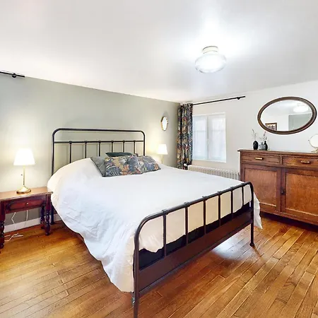 3 Bedroom Cozy In Nyaraló